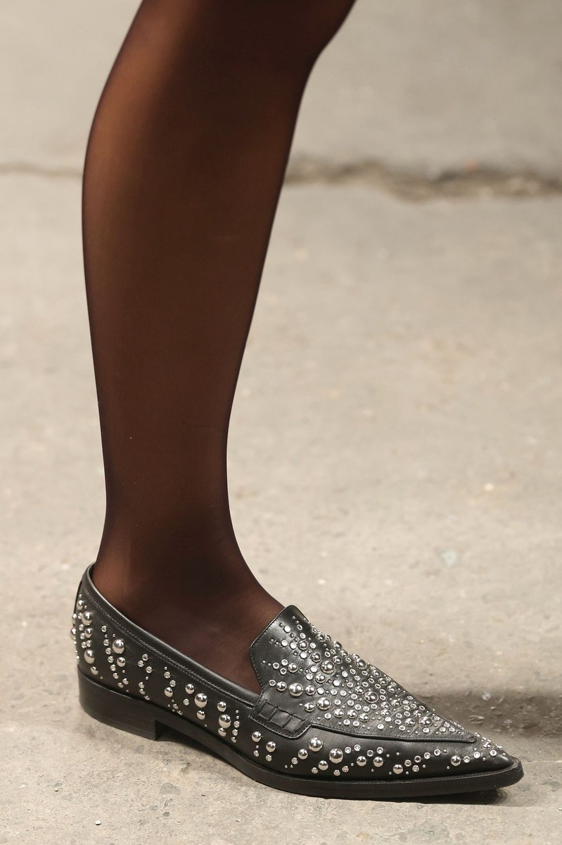 Shoe 14