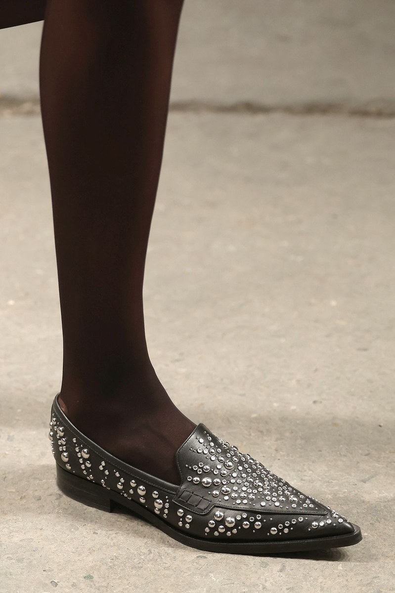 Shoe 15
