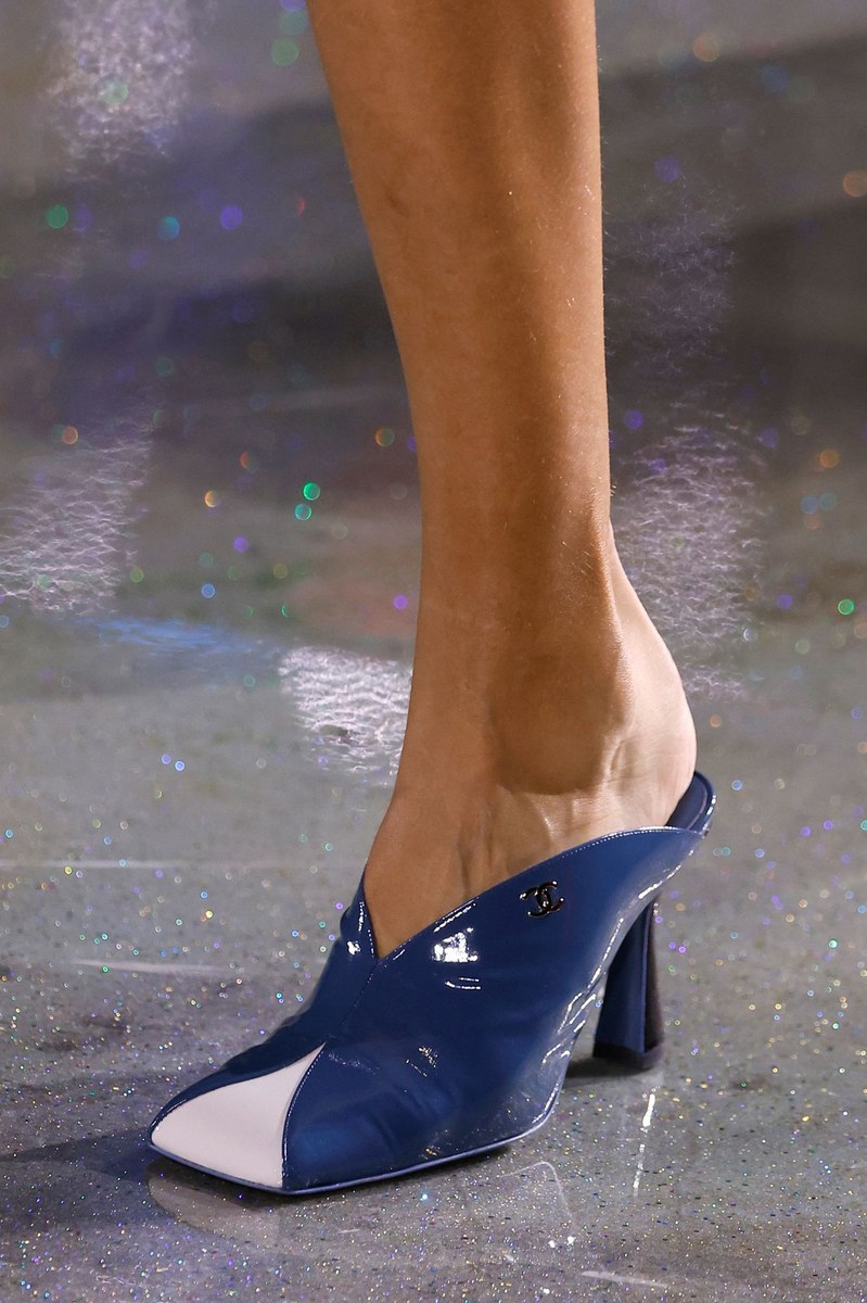 Shoe 8