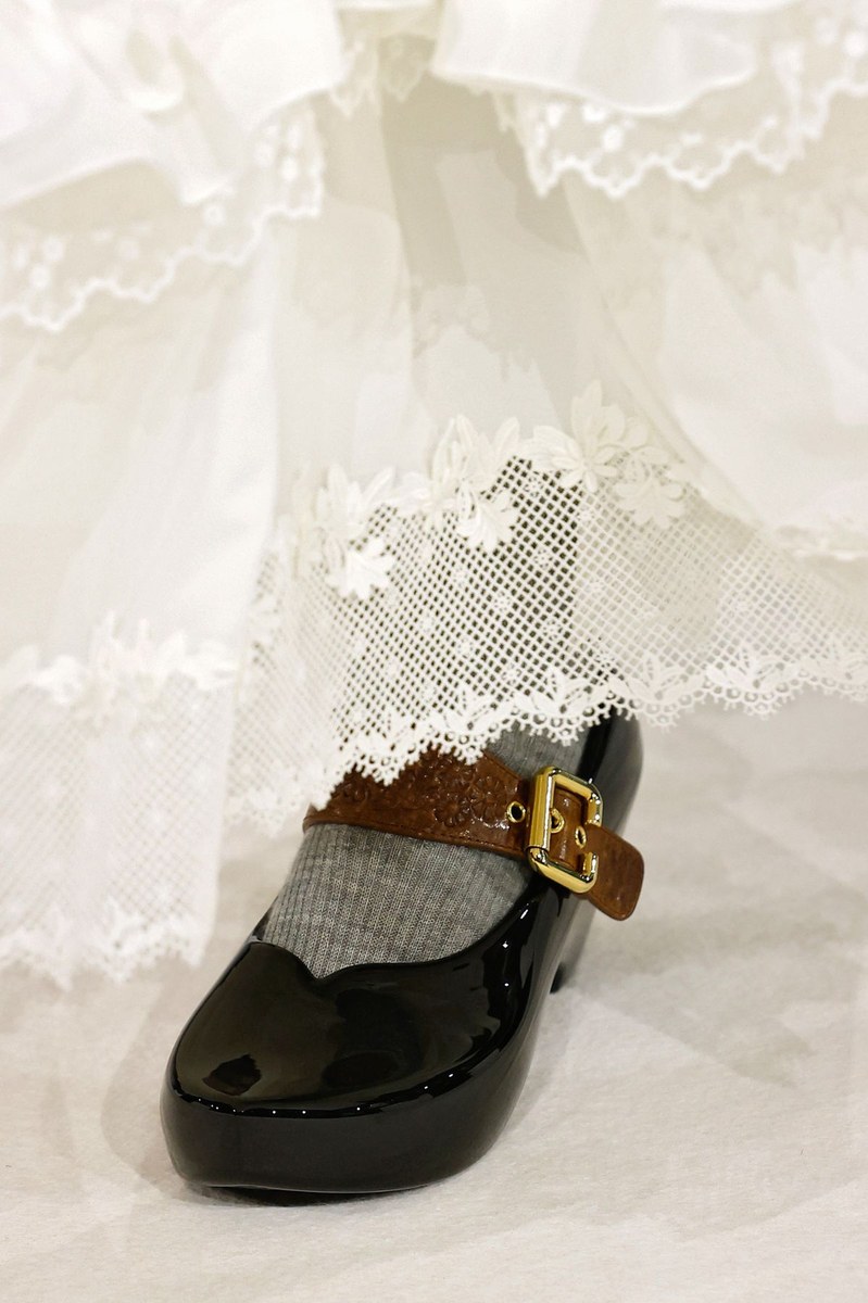 Shoe 2