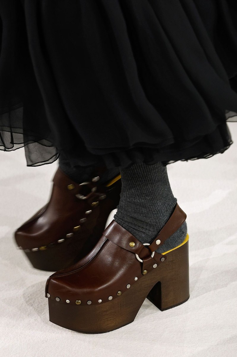 Shoe 6
