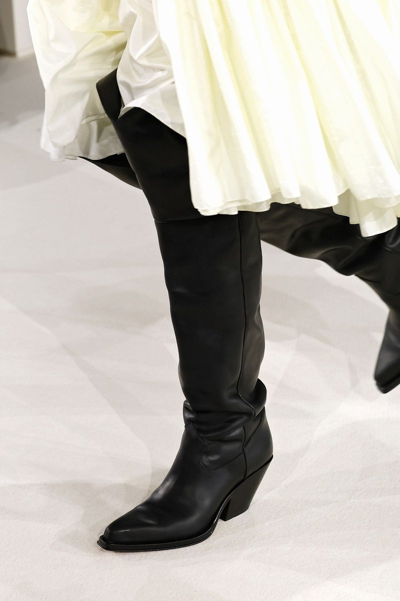 Shoe 8