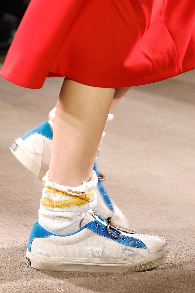 Shoe 17