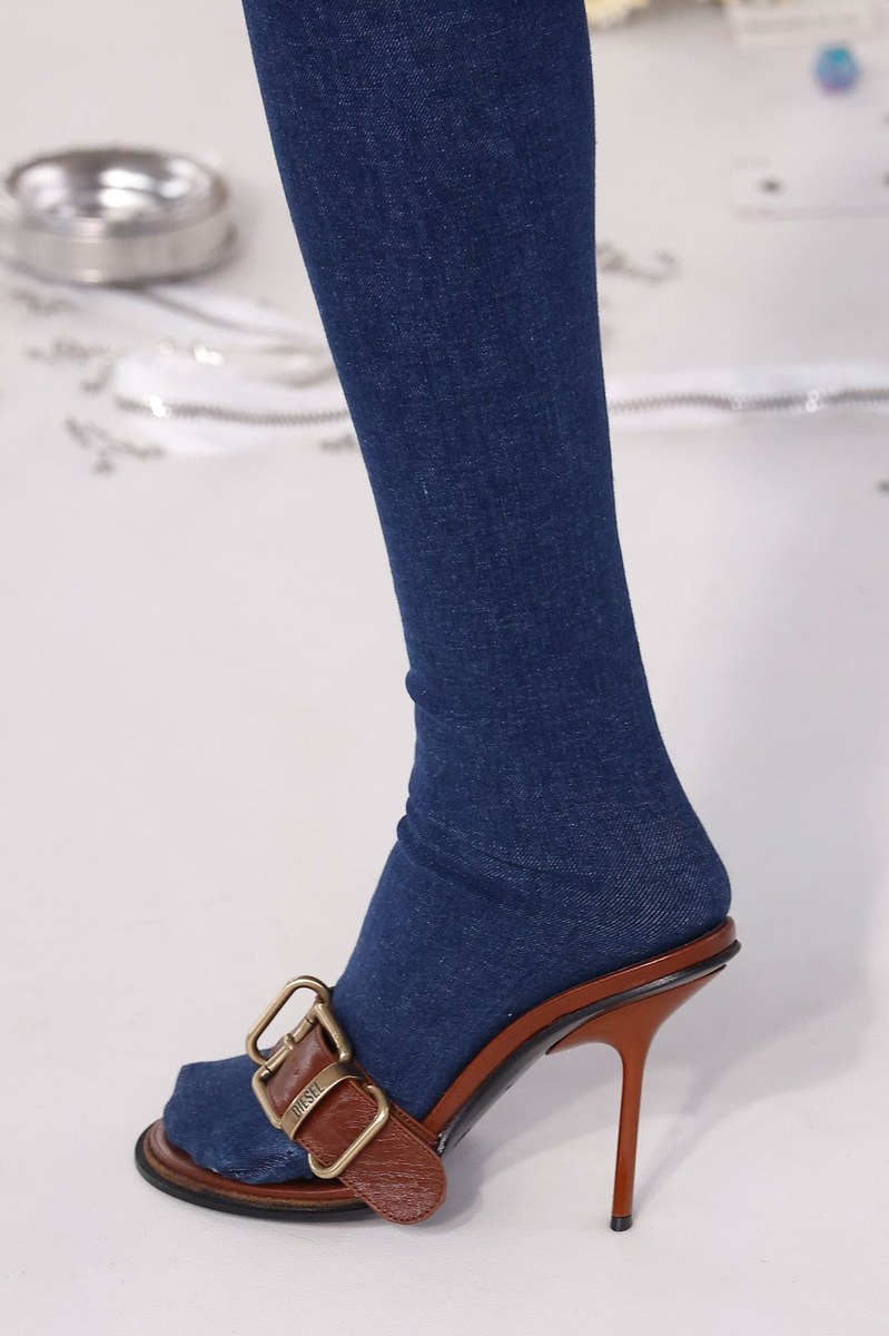 Shoe 2