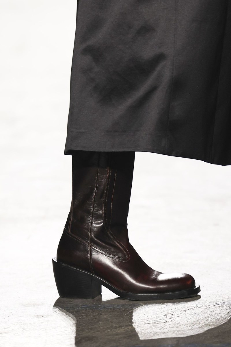 Shoe 2