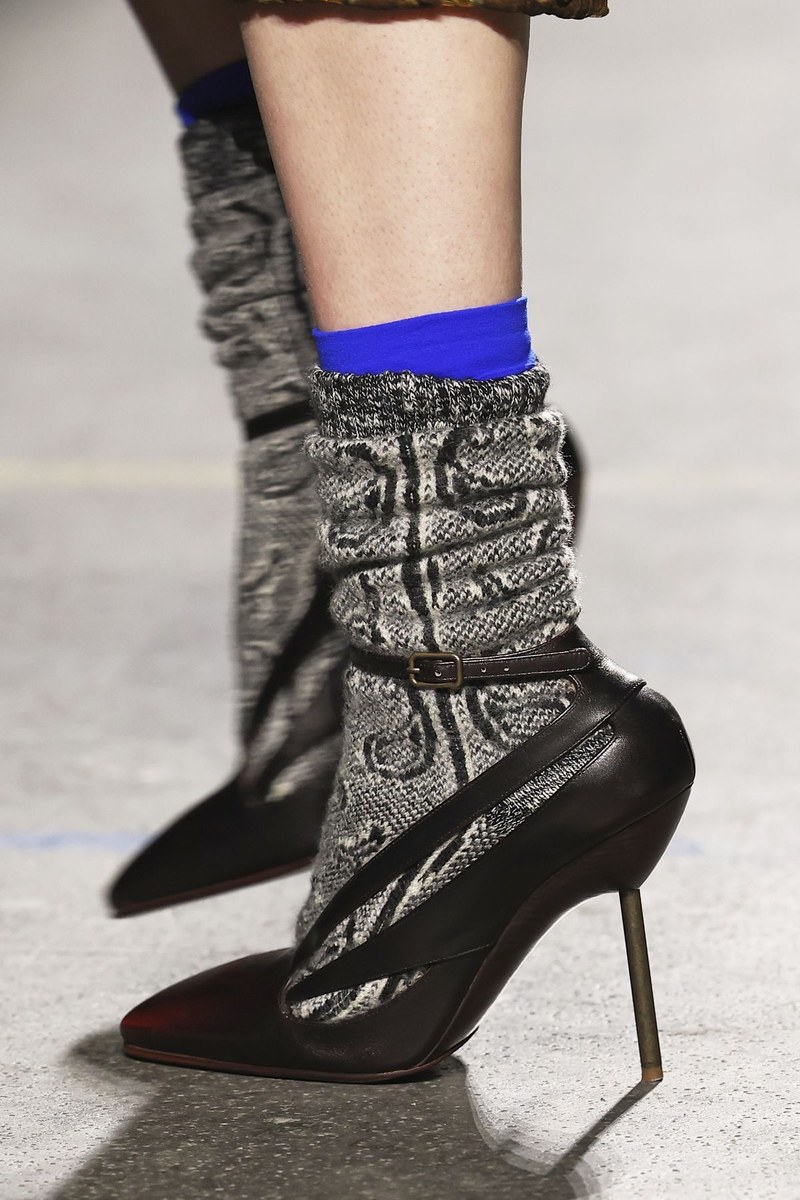 Shoe 20