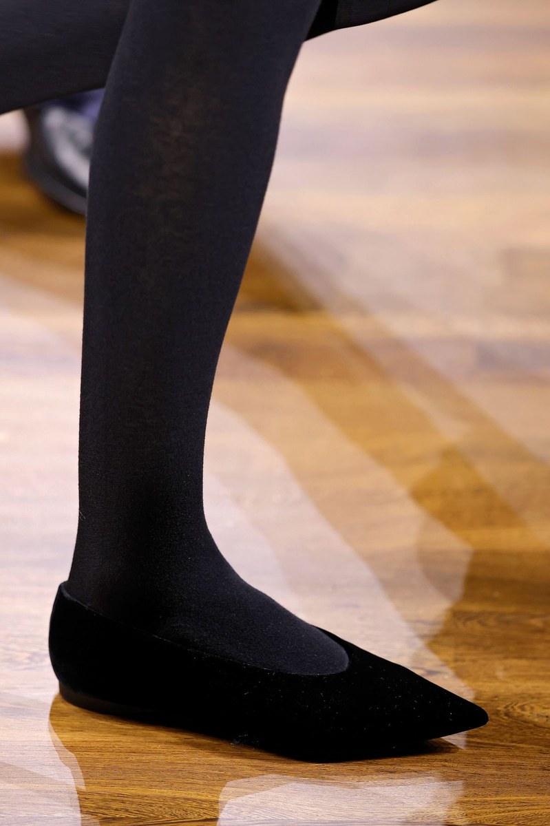 Shoe 6