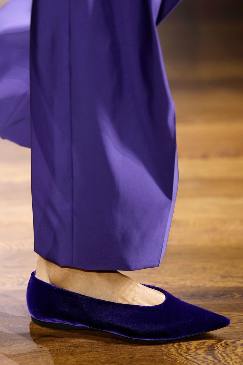 Shoe 7