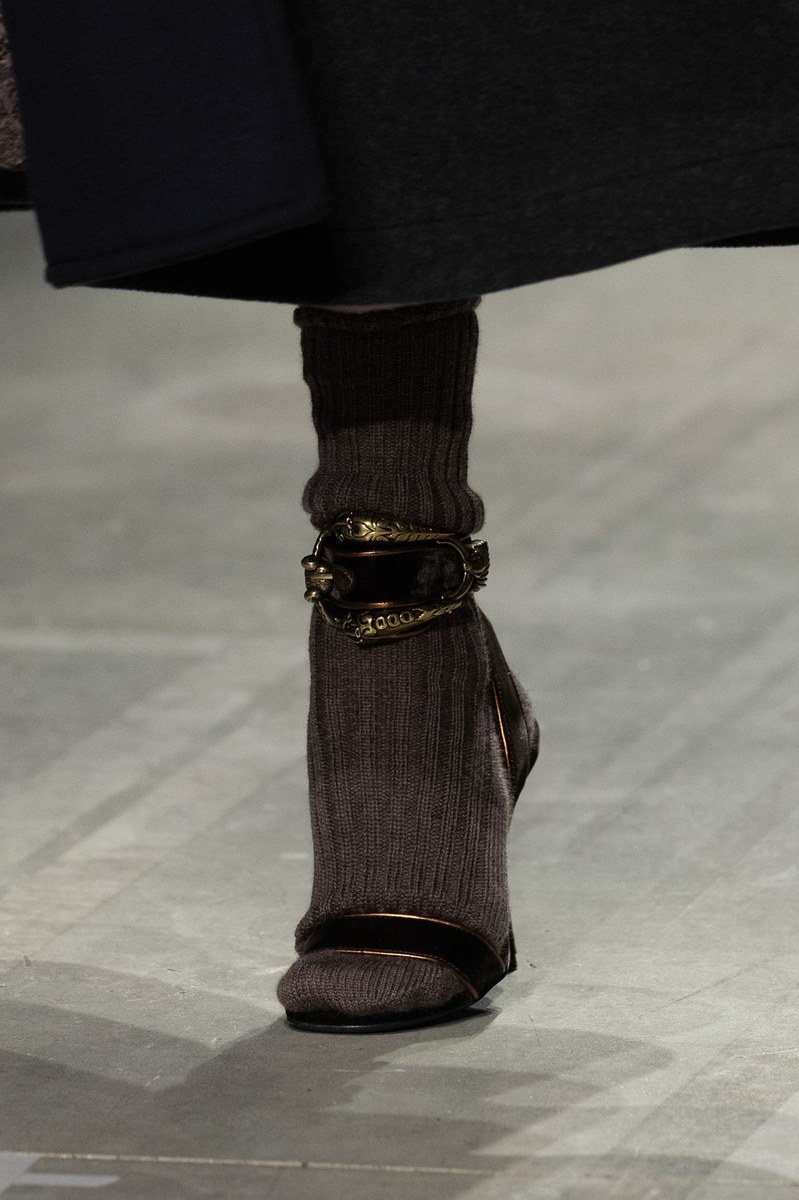 Shoe 1