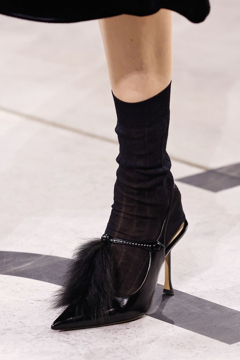 Shoe 4