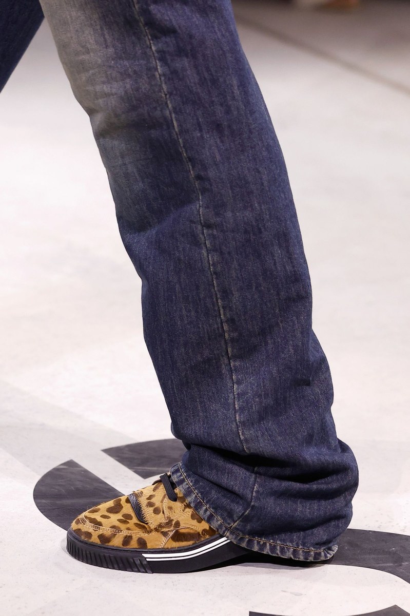 Shoe 6