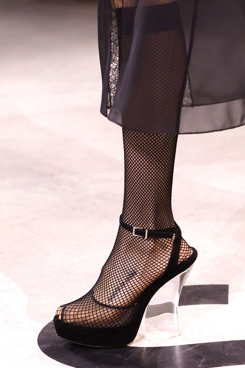Shoe 14