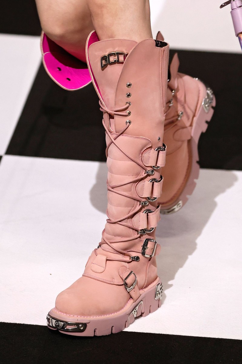 Shoe 4