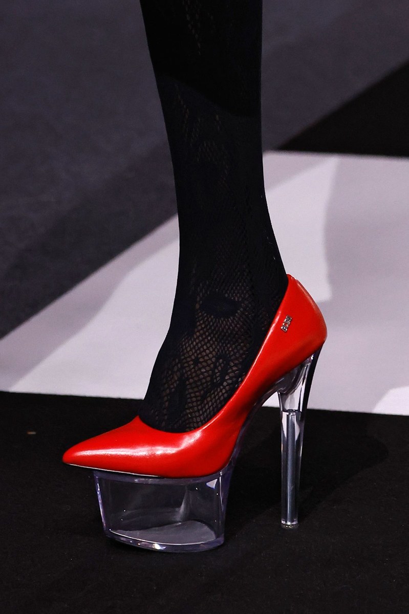 Shoe 8