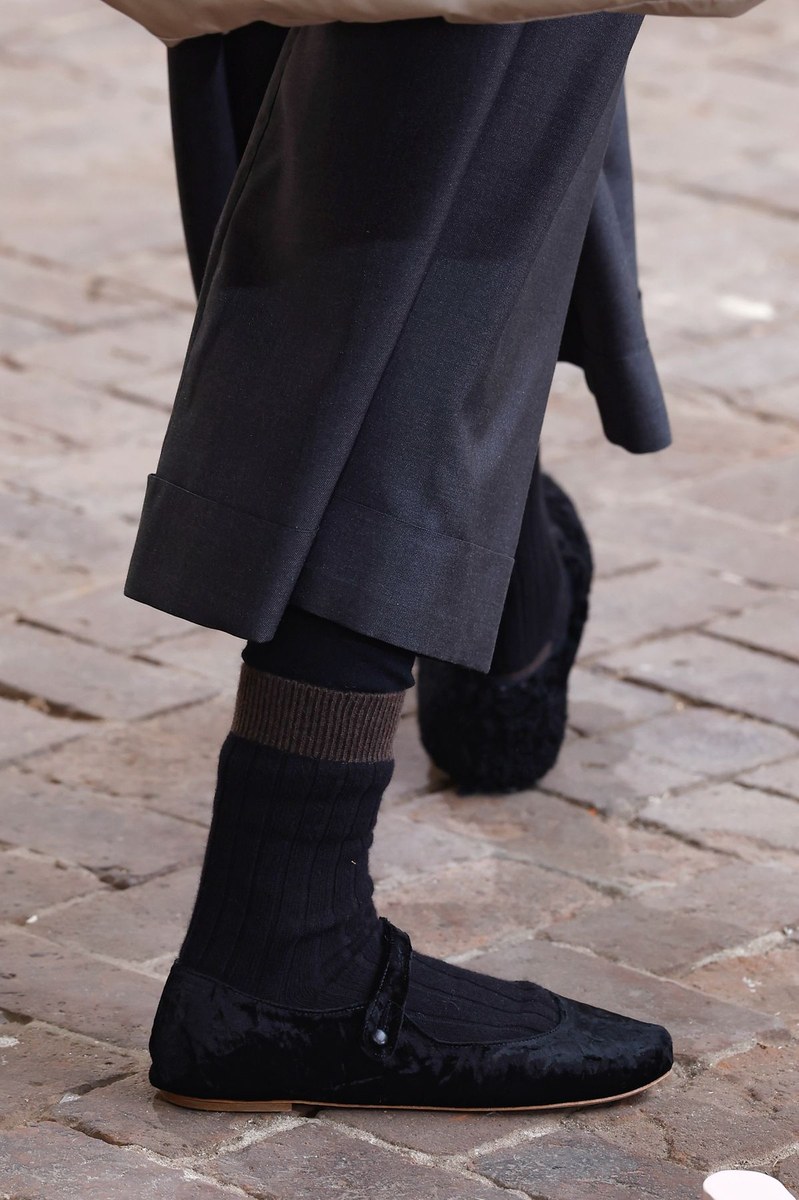 Shoe 4