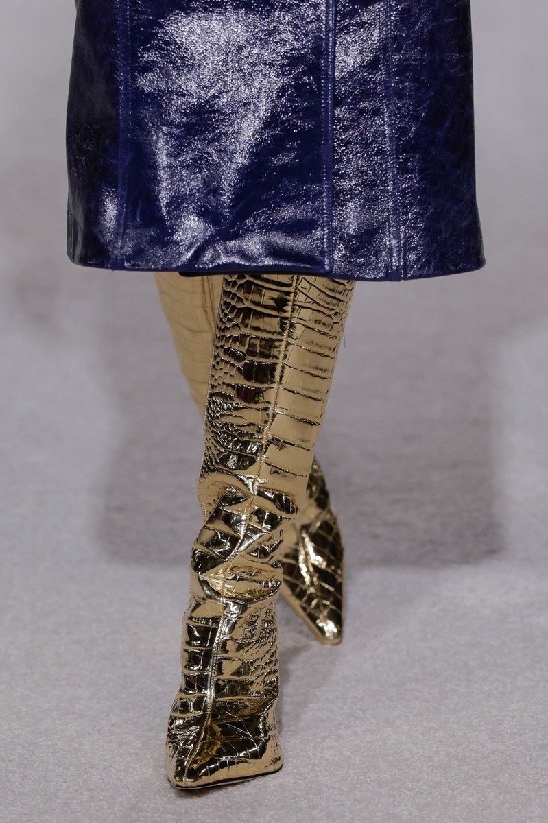 Shoe 1