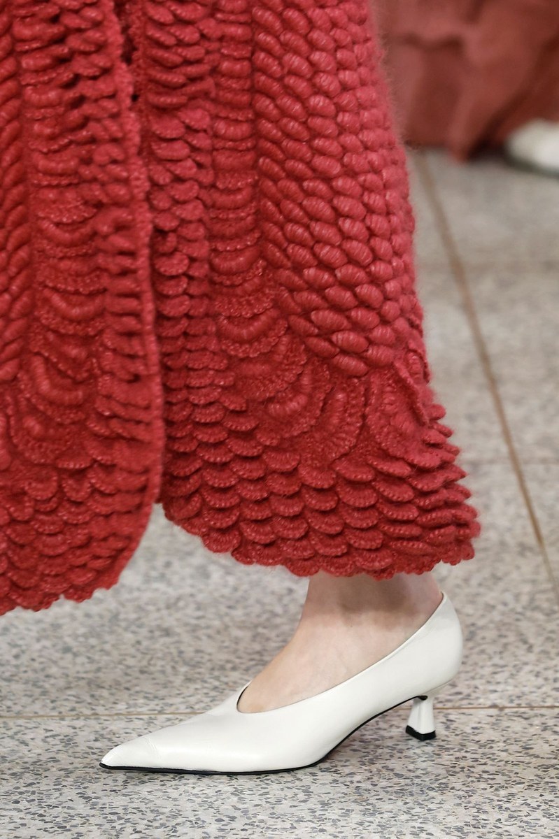 Shoe 22