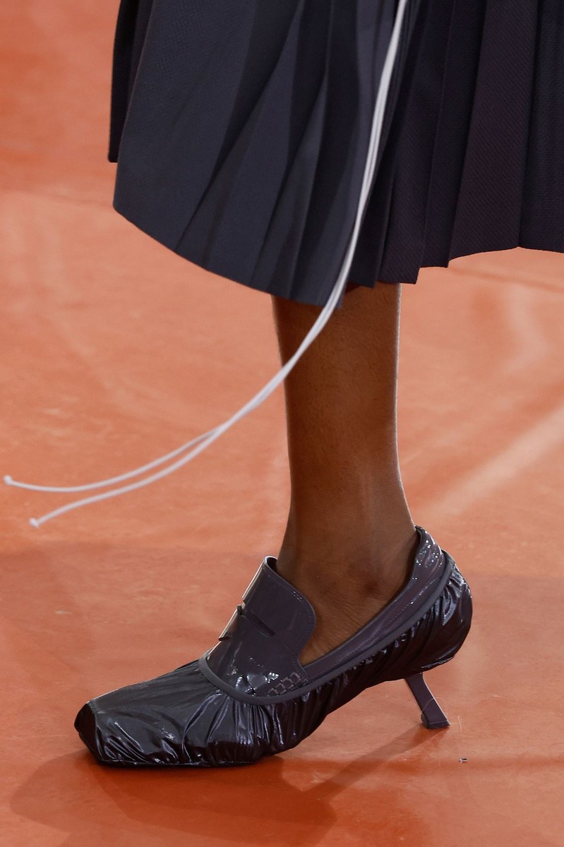 Shoe 9