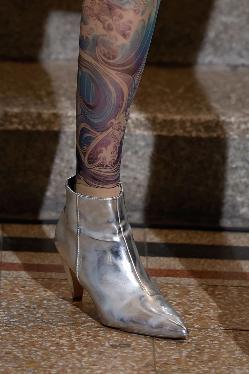 Shoe 9