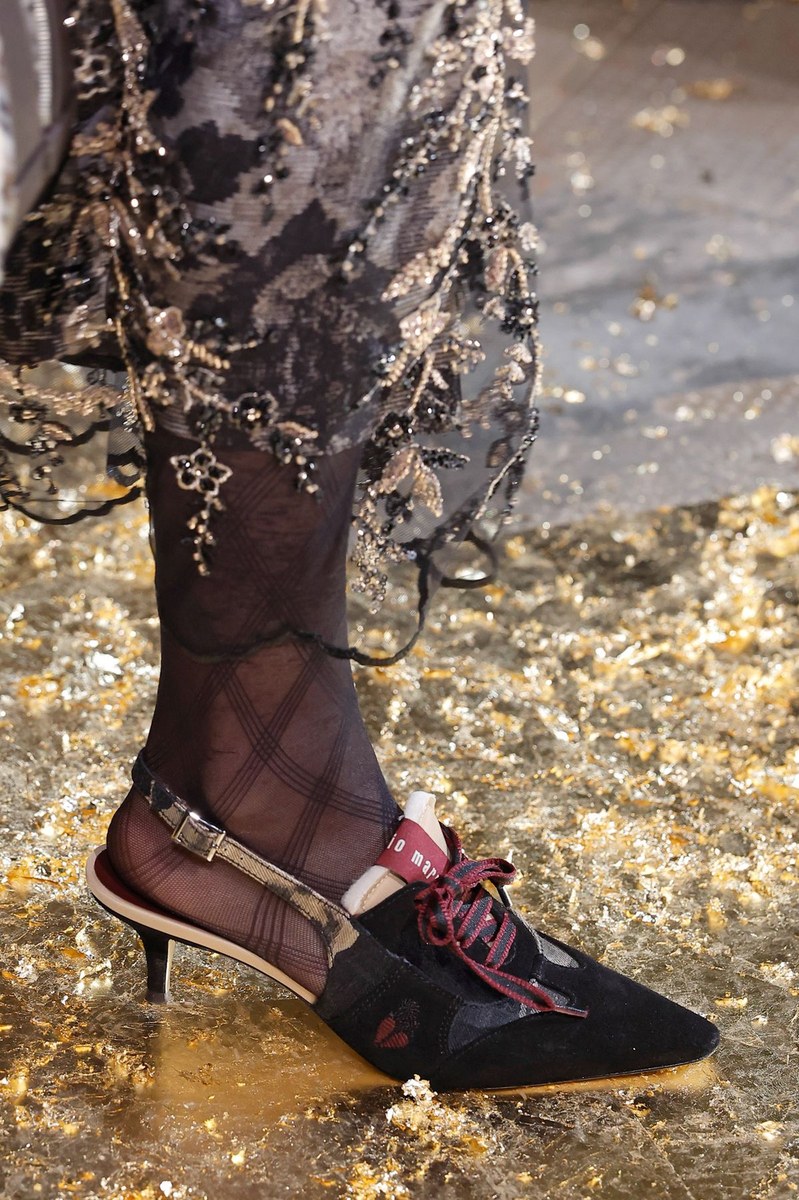 Shoe 15