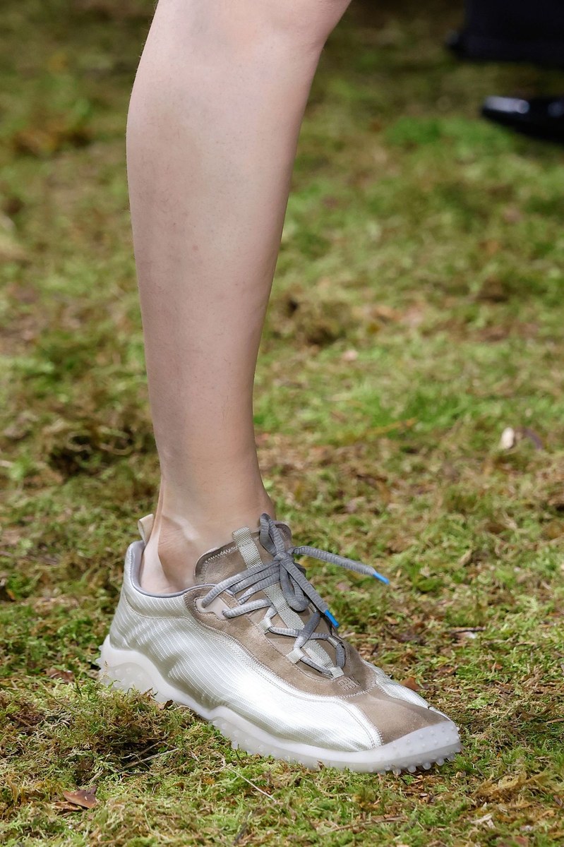 Shoe 6