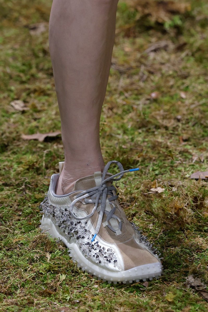 Shoe 7