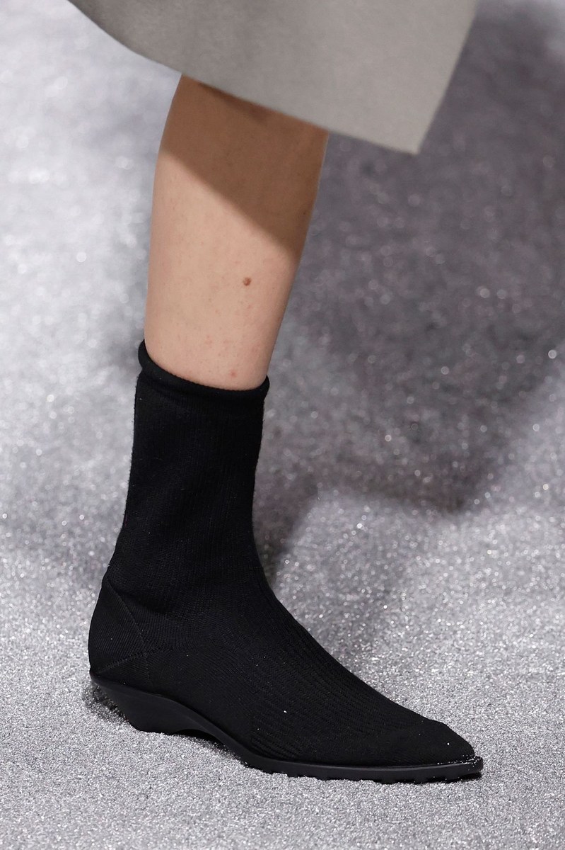 Shoe 6