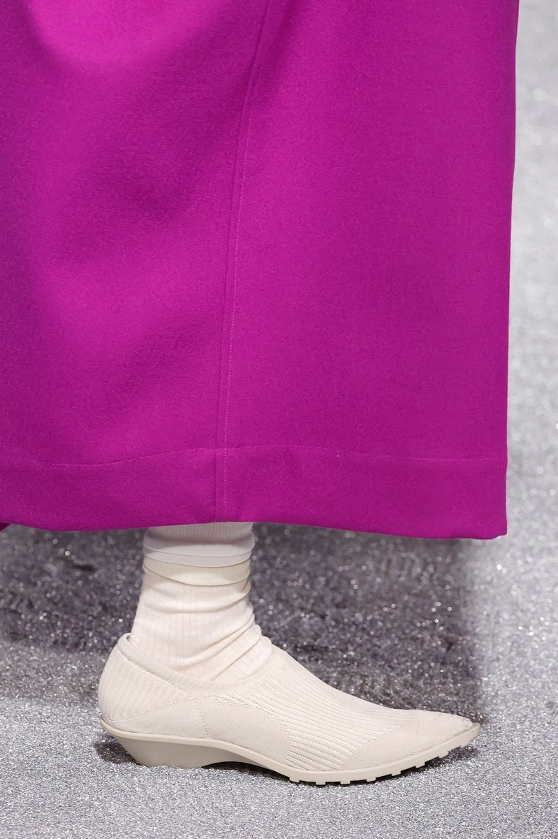 Shoe 7