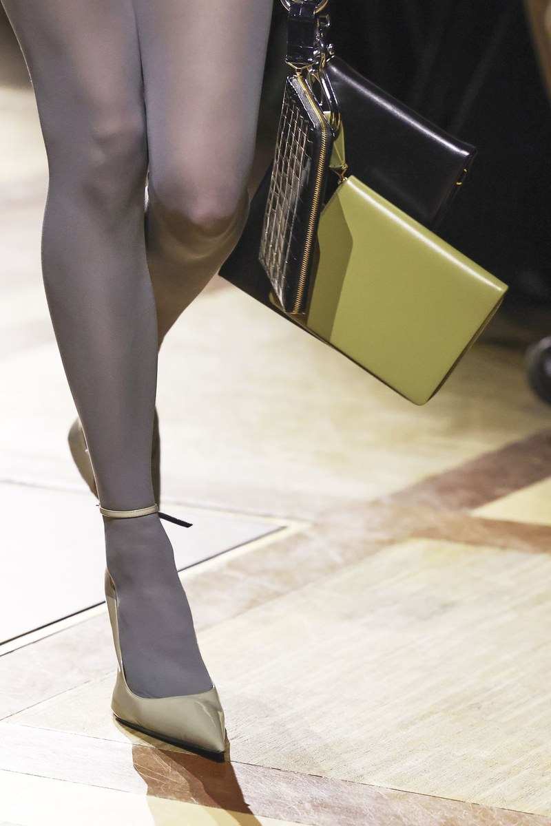Shoe 6