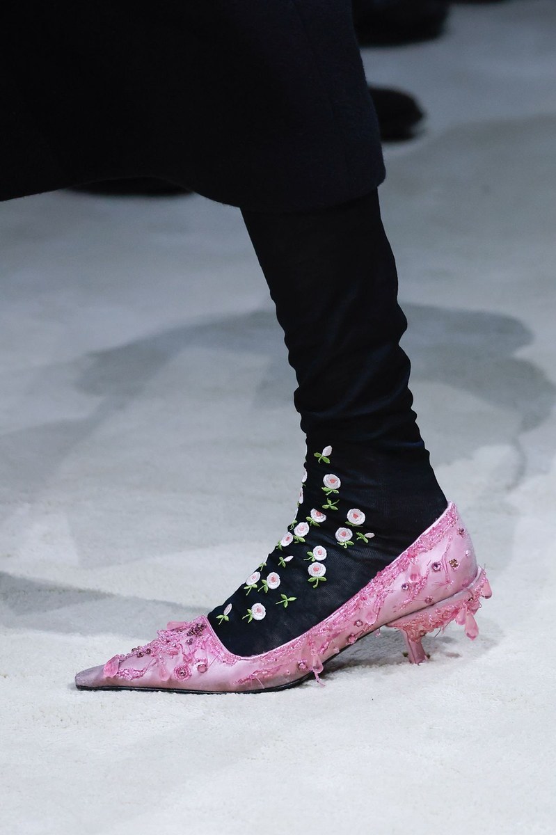 Shoe 1