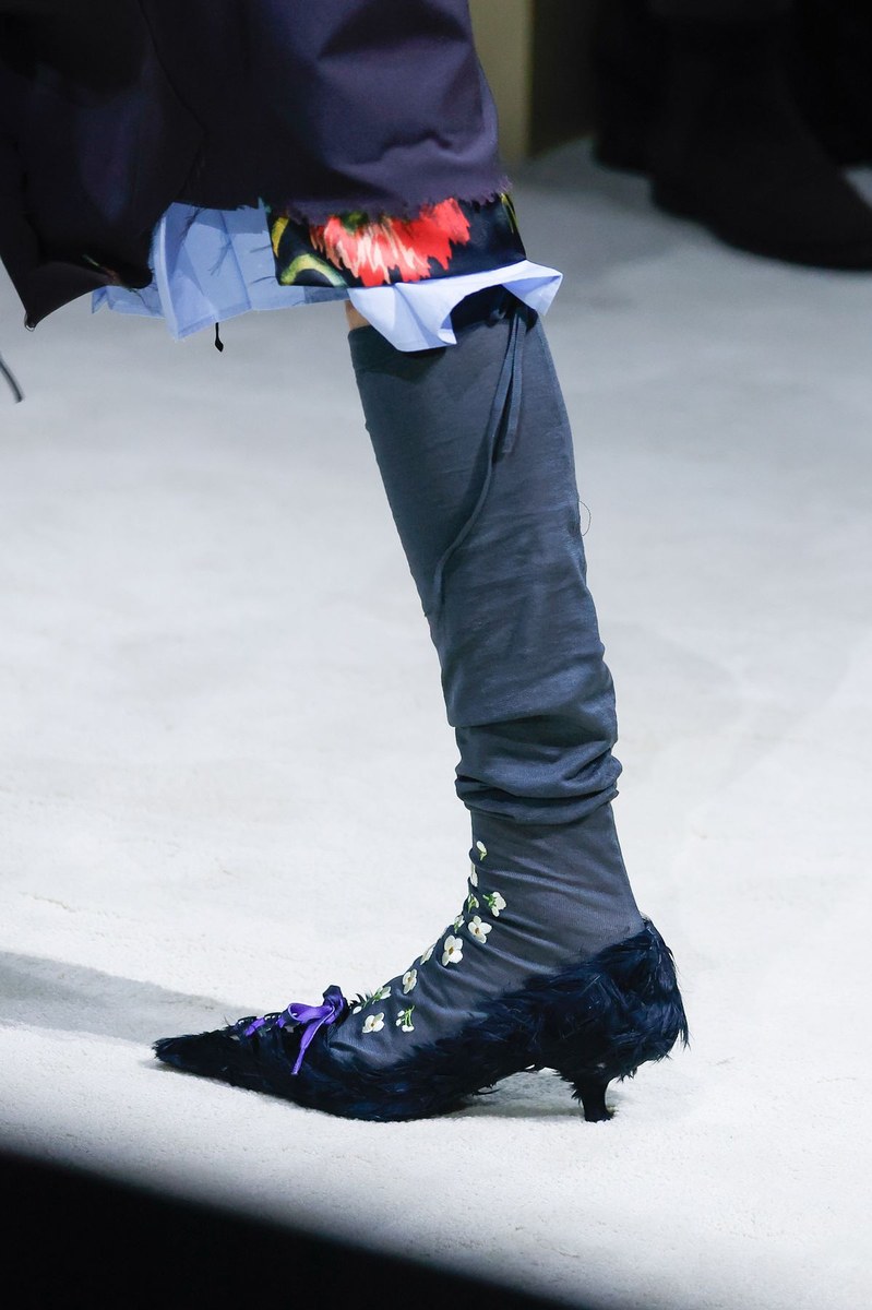 Shoe 11