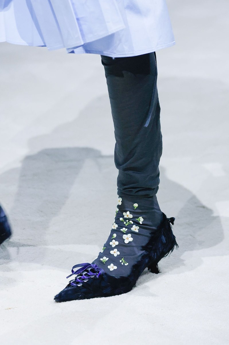 Shoe 22