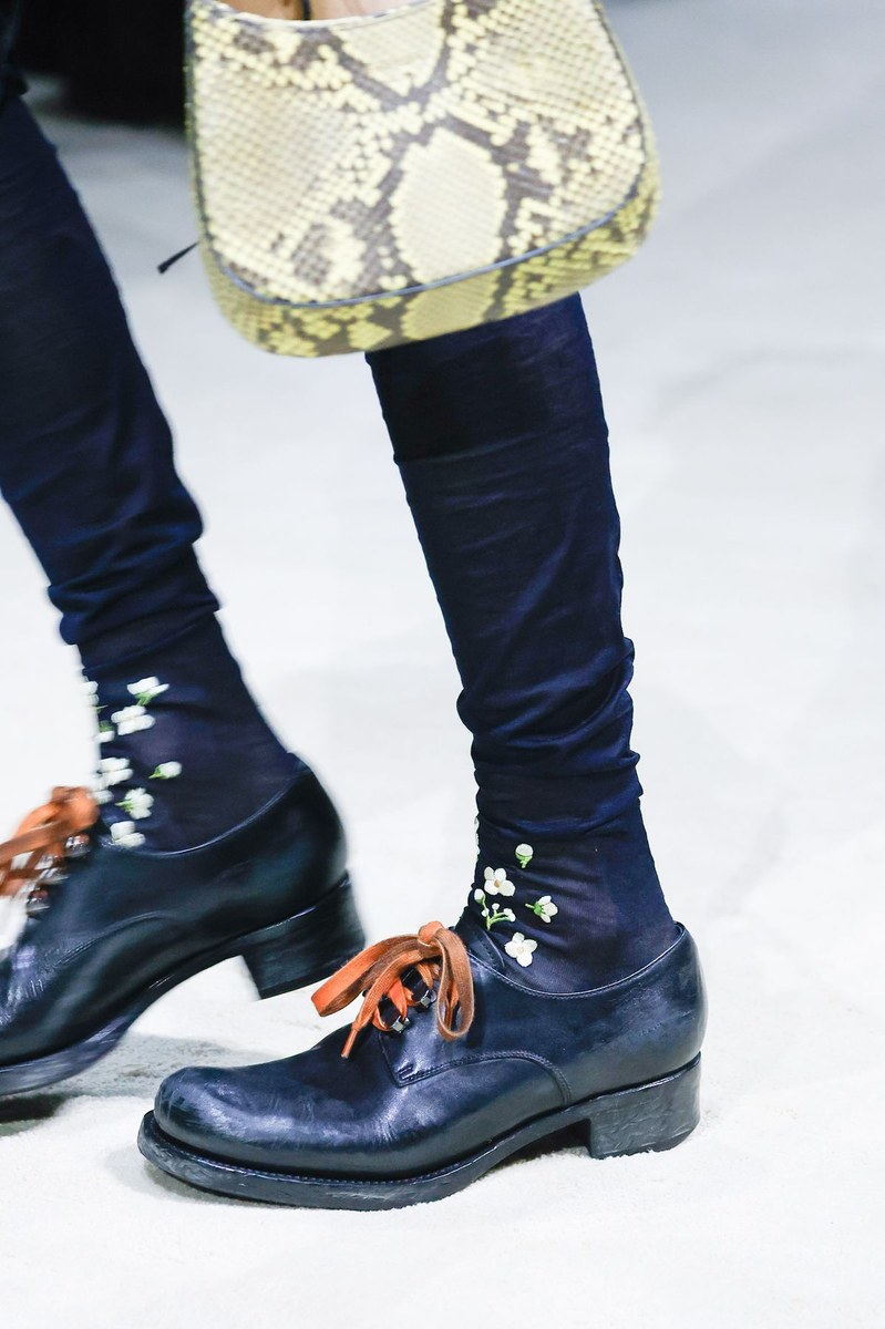 Shoe 29