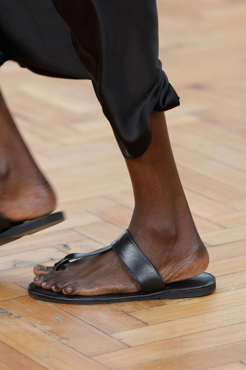 Shoe 7