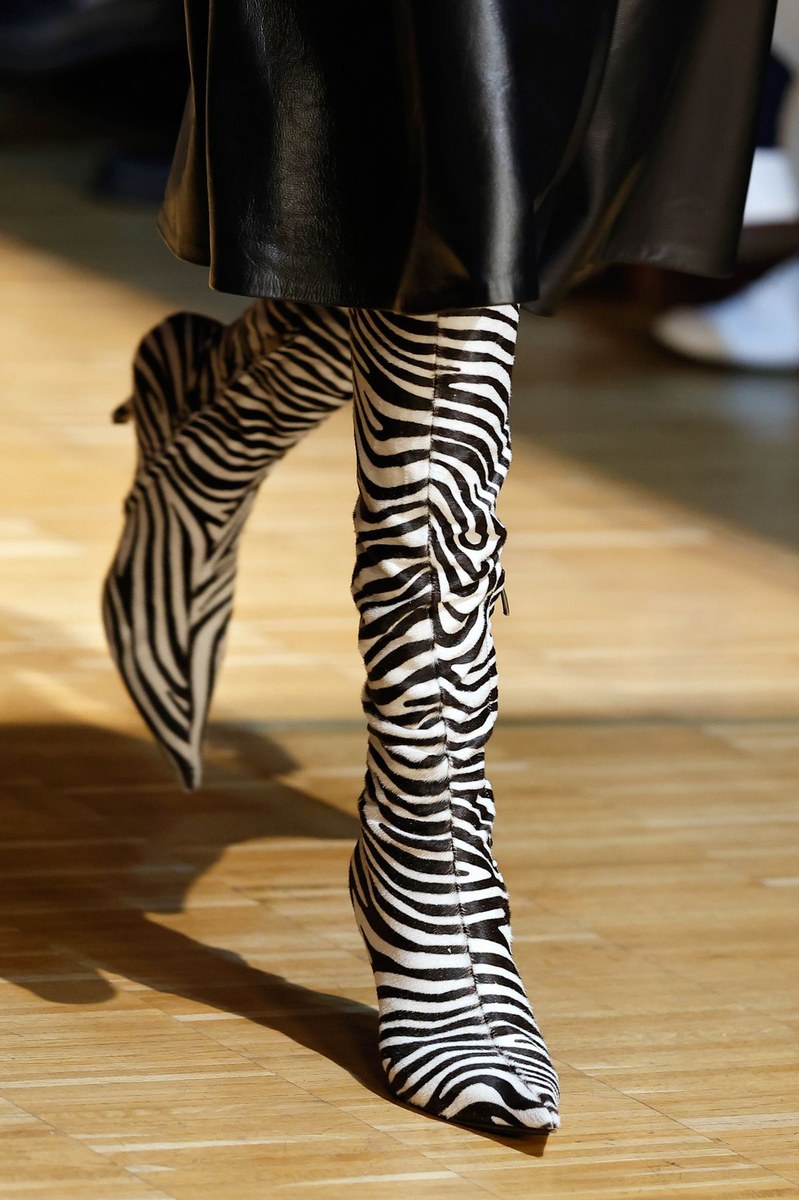 Shoe 1