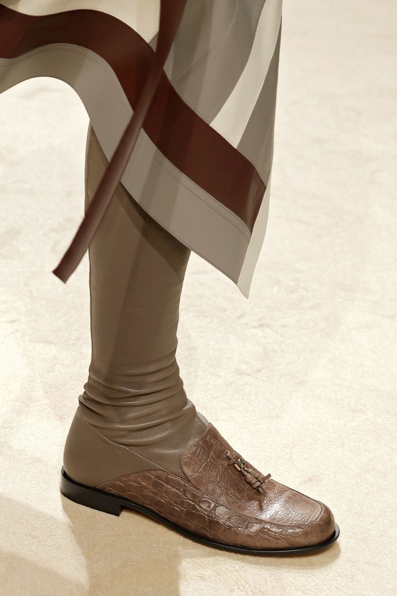 Shoe 7