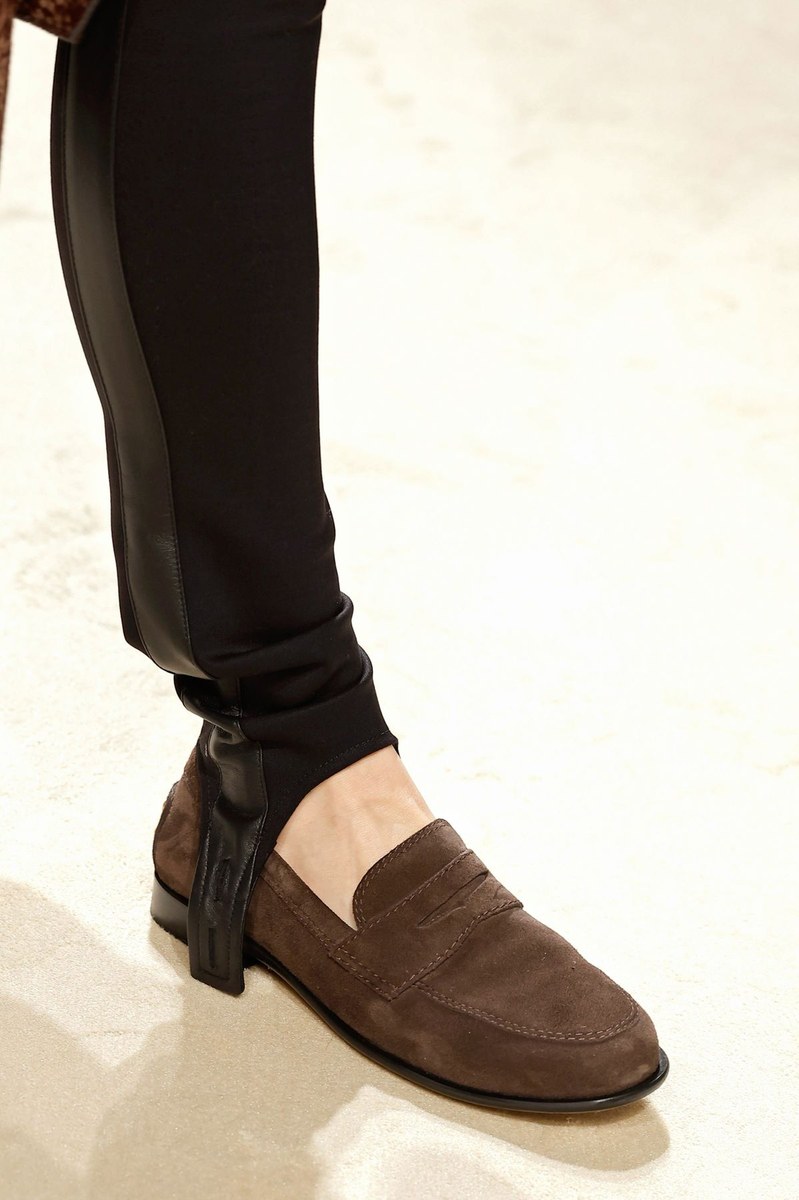 Shoe 13