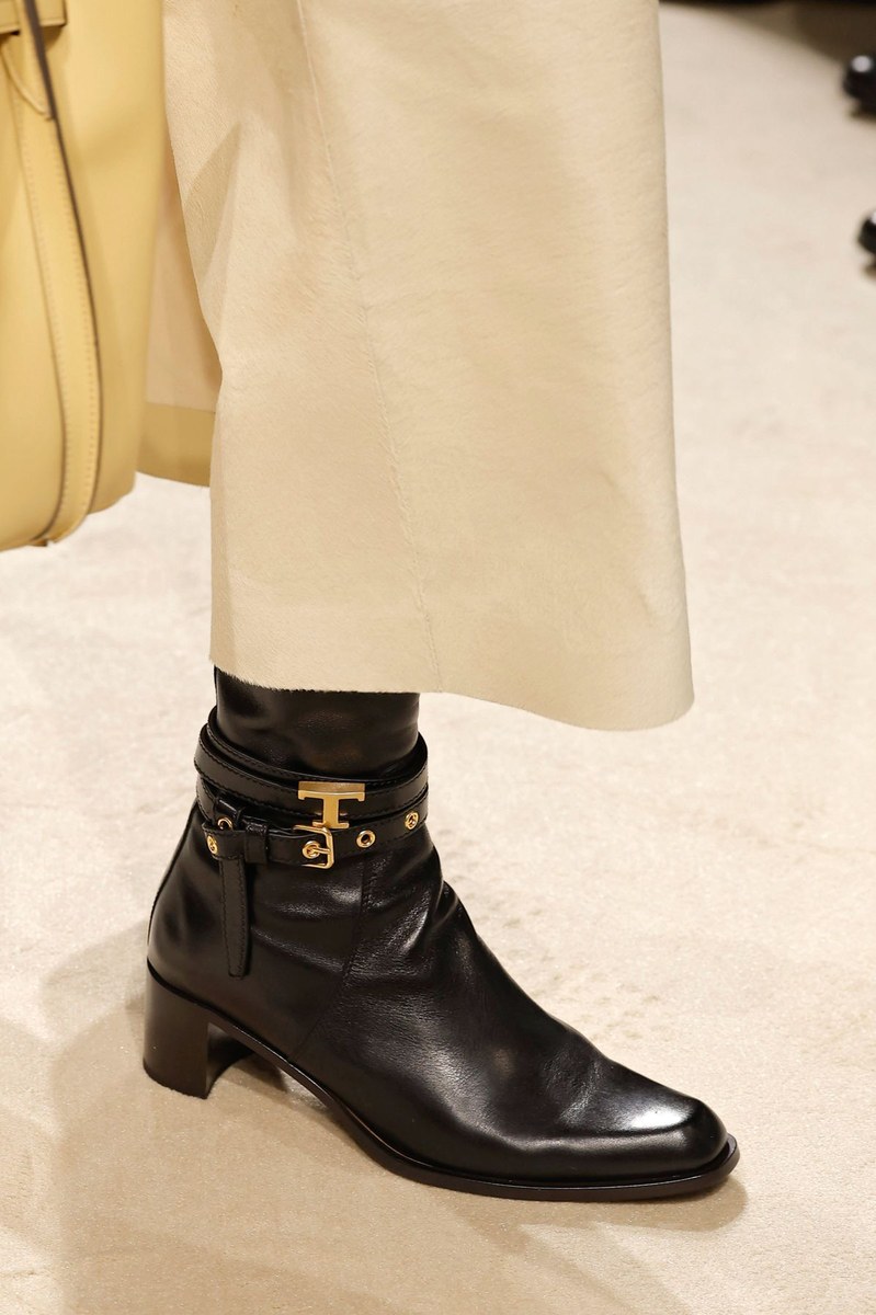 Shoe 36