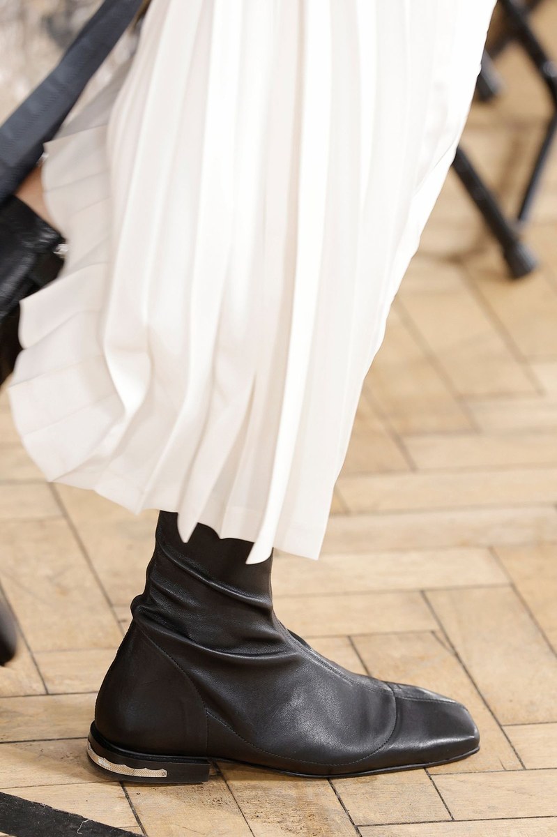 Shoe 4