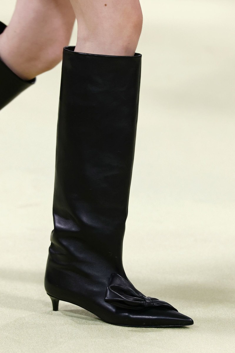 Shoe 7