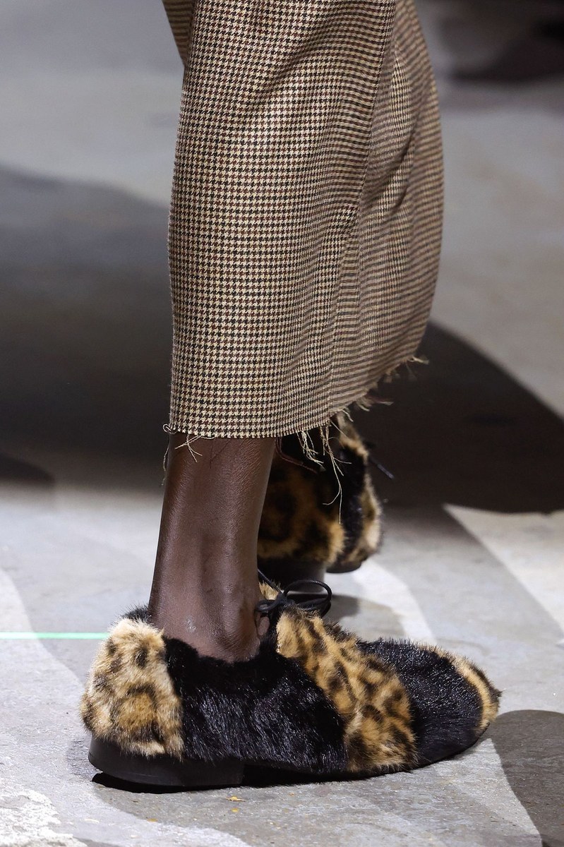 Shoe 9