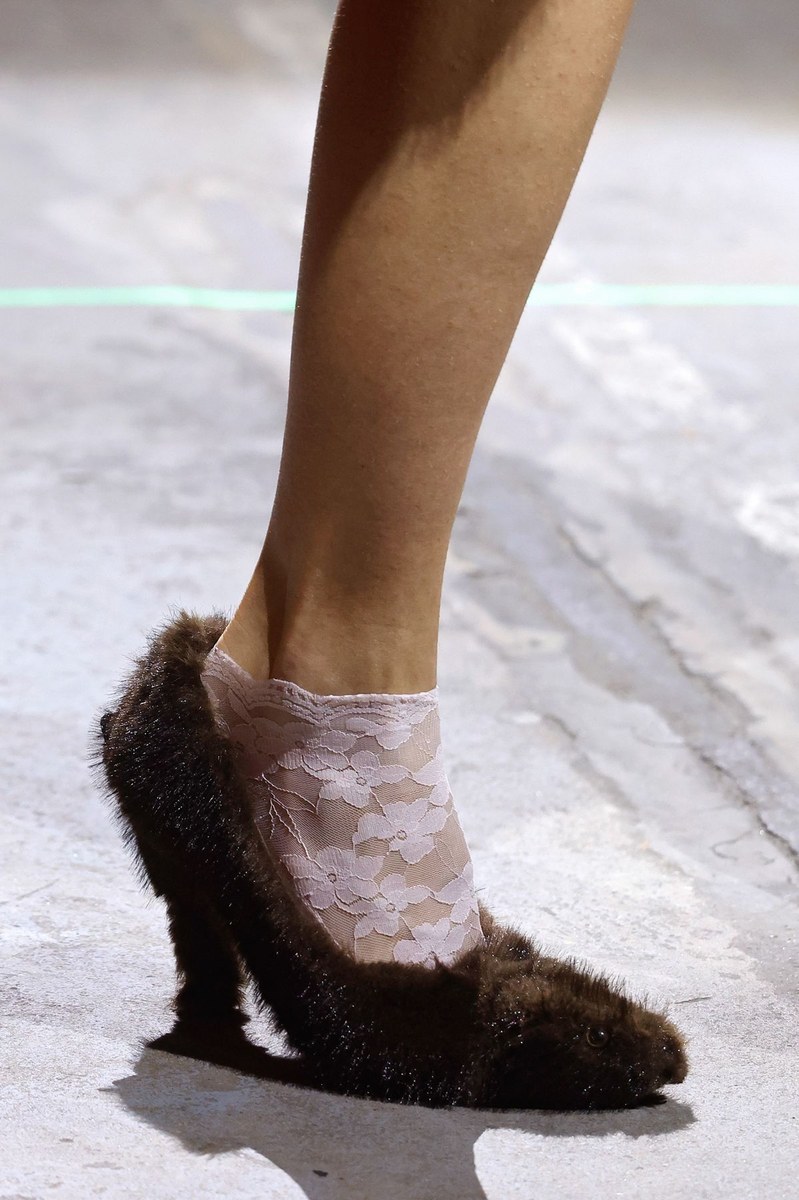 Shoe 13