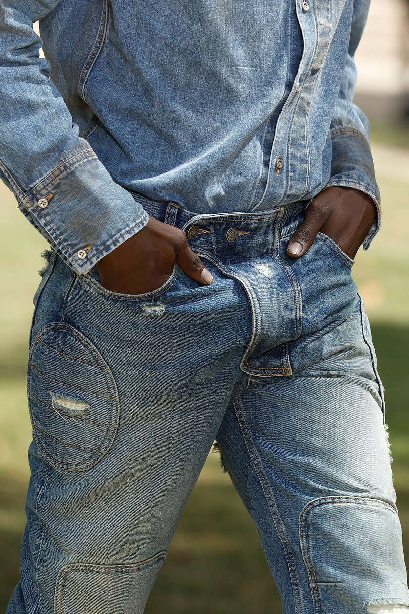 424 SS27 Details