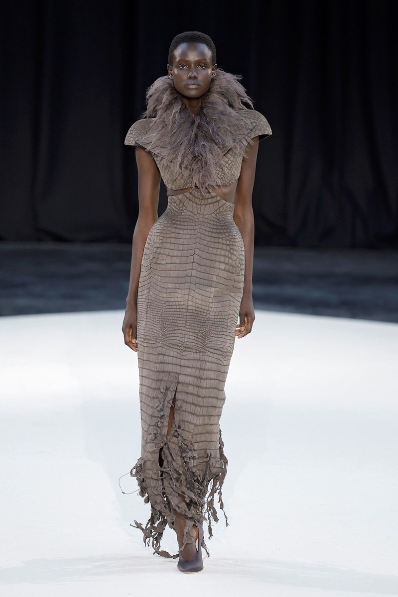 Ashi Studio Haute Couture FW26 Report