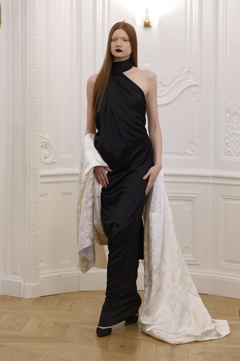 Peet Dullaert Haute Couture FW26 Report