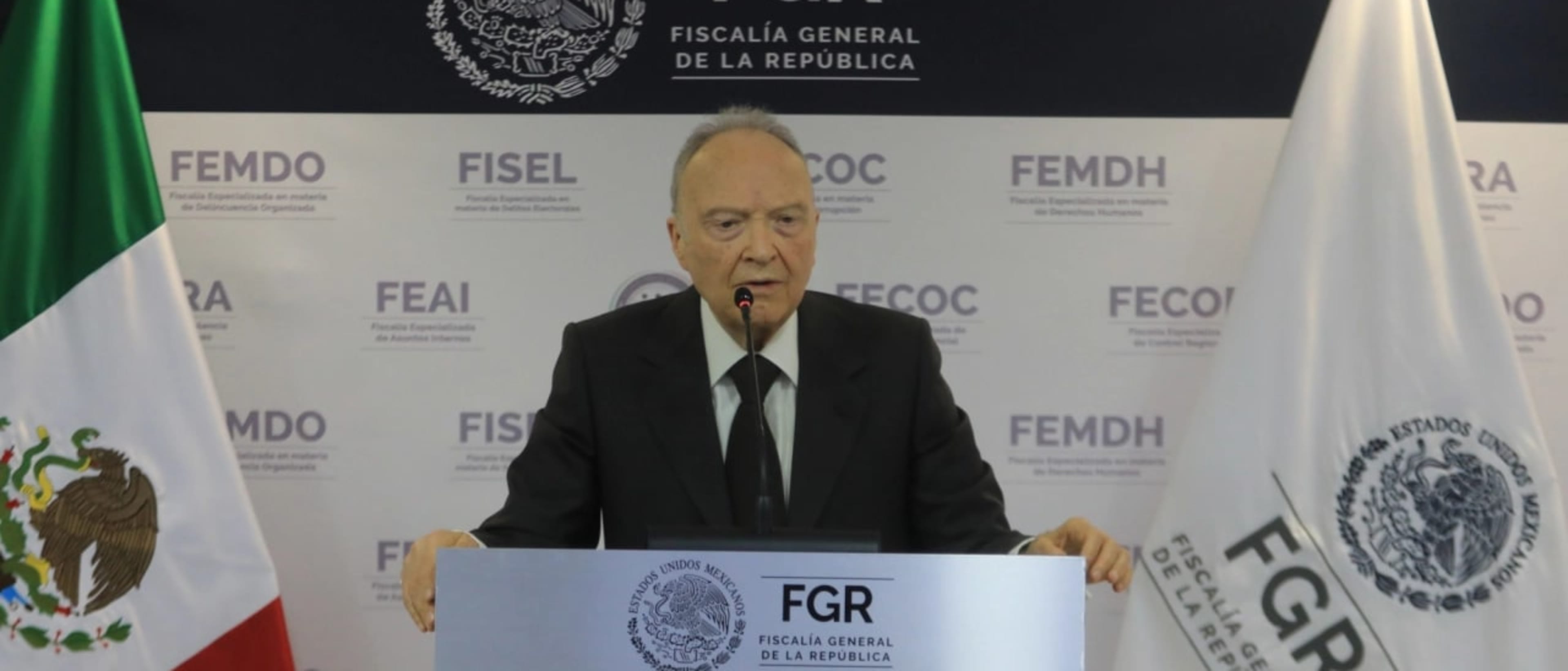Alejandro Gertz Manero presenta su renuncia como Fiscal General de la República