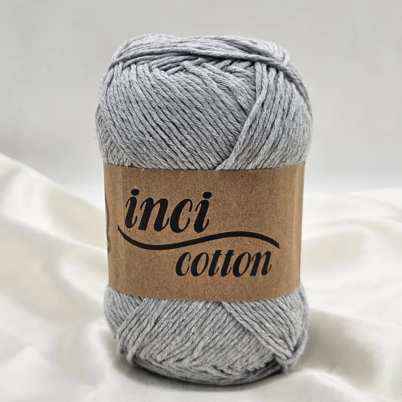 Gris argenté