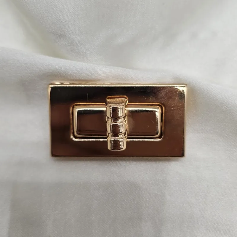 Miniature 4