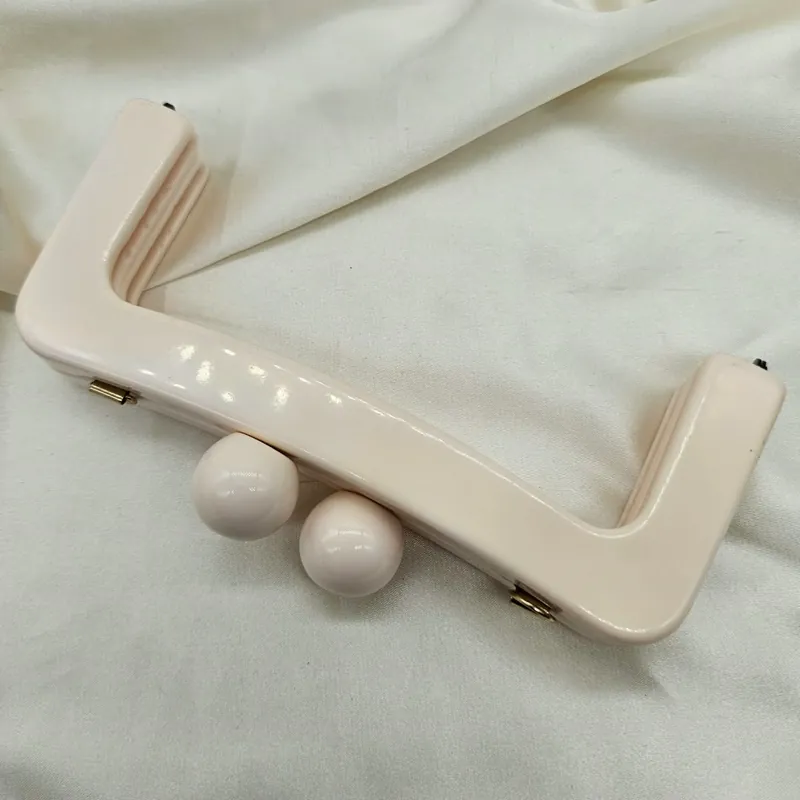 Beige 17.5cm