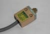 Moujen M4-4102-2L Roller Plunger Limit Switch - Image 2 of 0